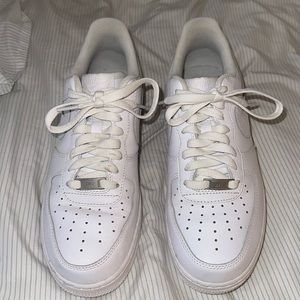 white nike air forces